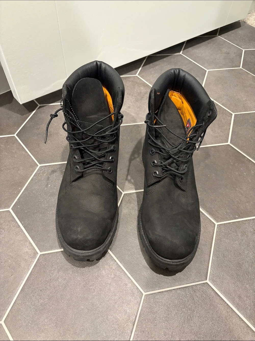 TIMBERLAND Men's Timberland Premium 6-Inch Waterproof Boot Size 7.5M in Black
